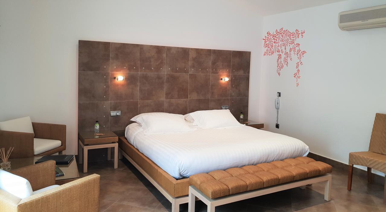 Private Hotel - Adult Only Порто-Векио Екстериор снимка