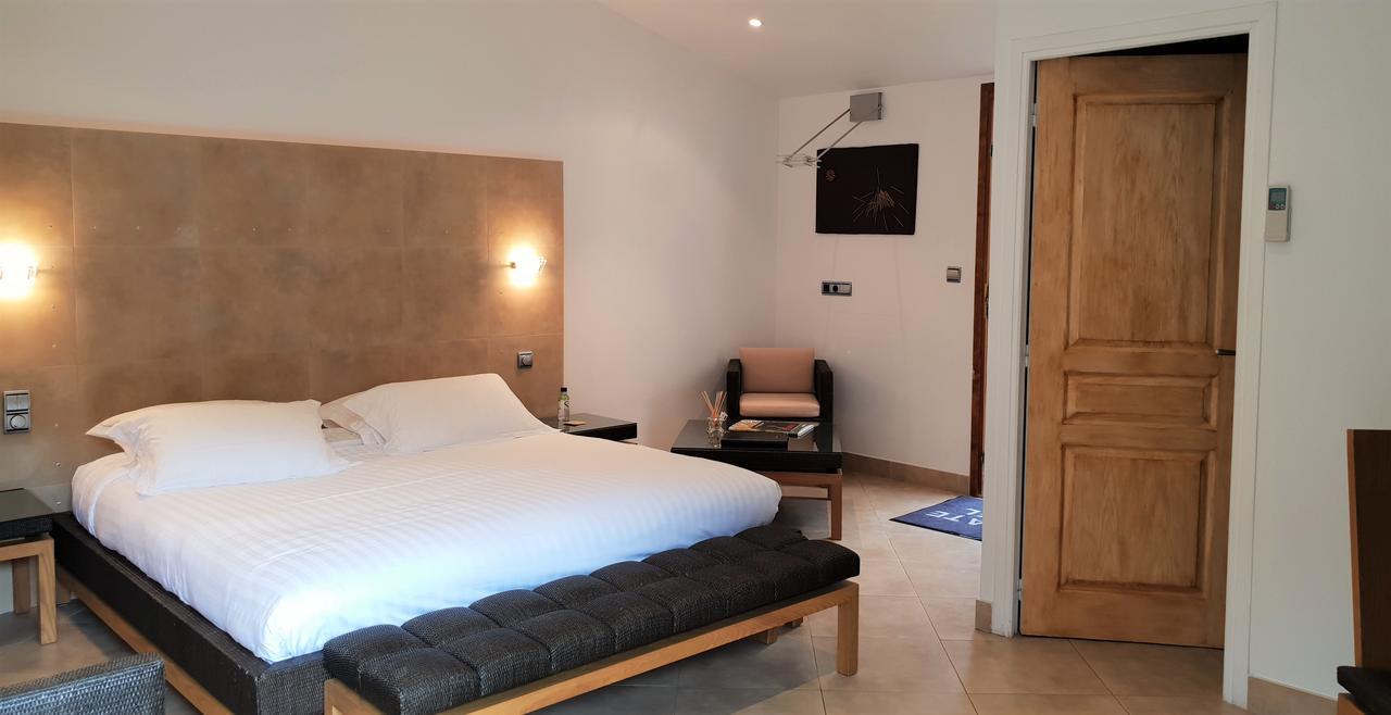 Private Hotel - Adult Only Порто-Векио Екстериор снимка