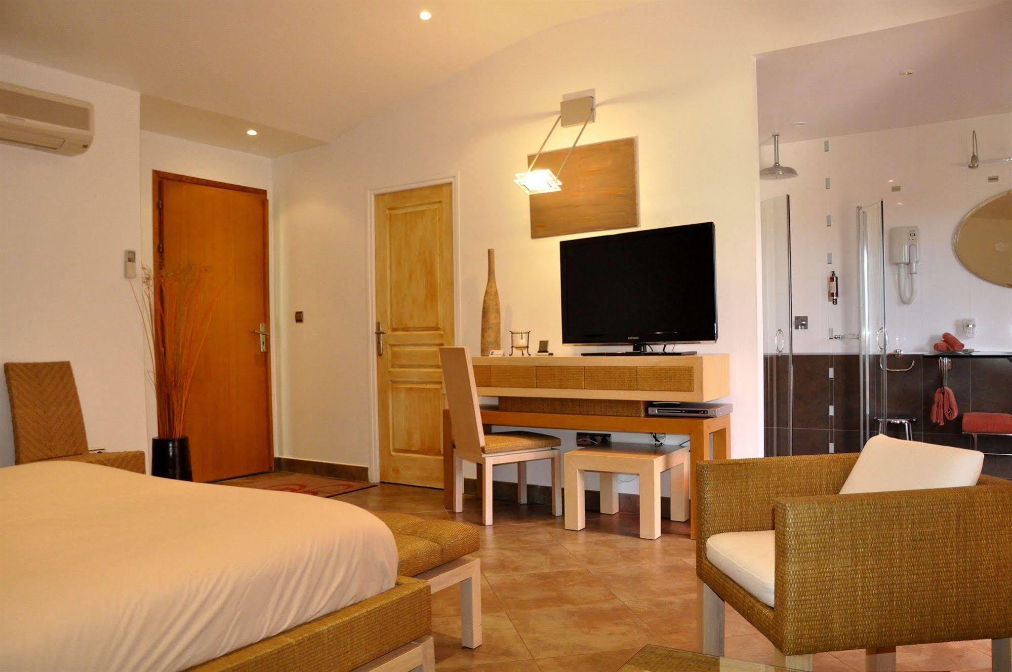 Private Hotel - Adult Only Порто-Векио Екстериор снимка